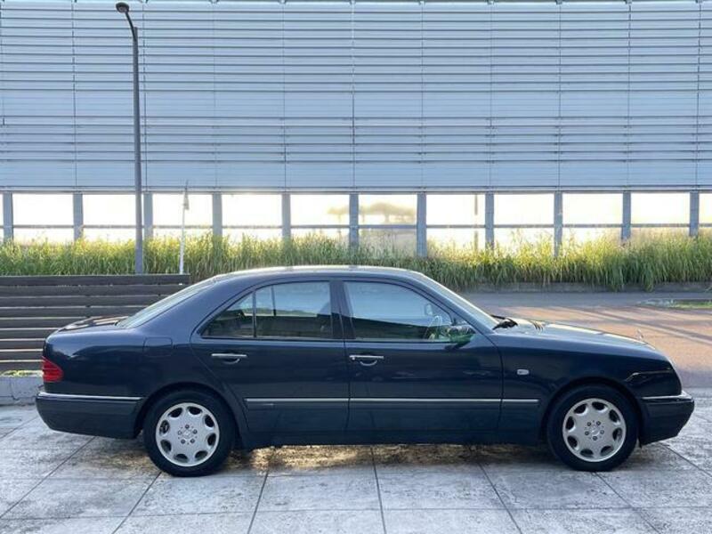 E-CLASS
