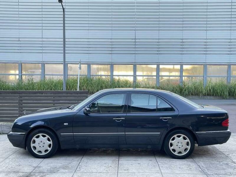 E-CLASS