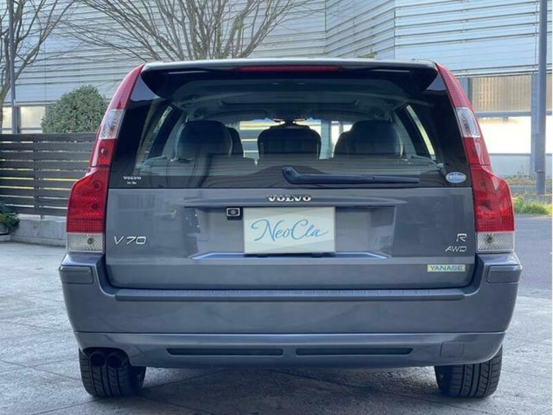 V70