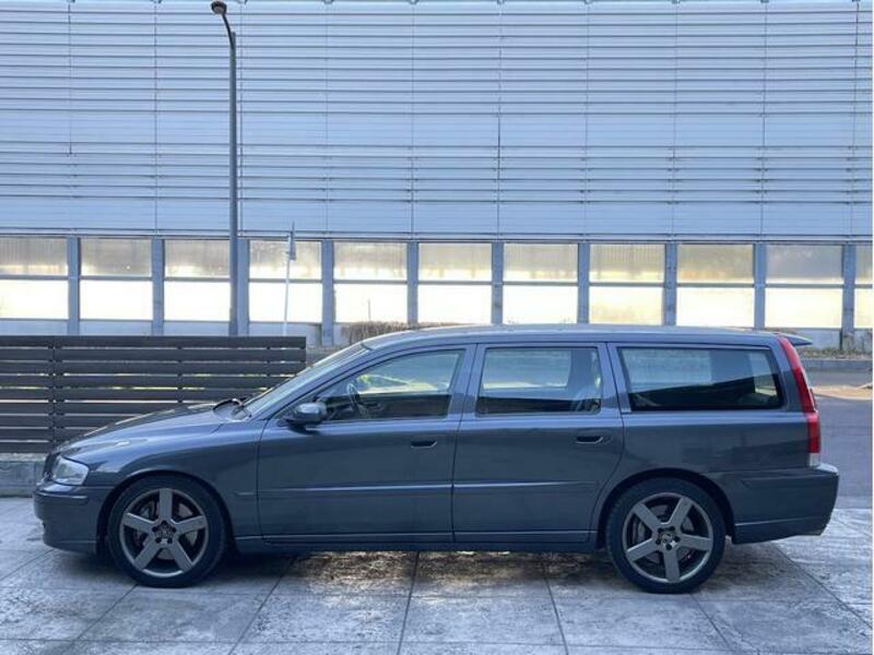 V70