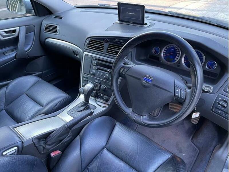 V70