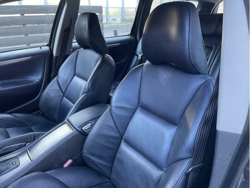 V70