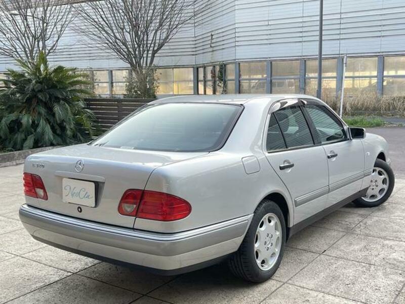 E-CLASS