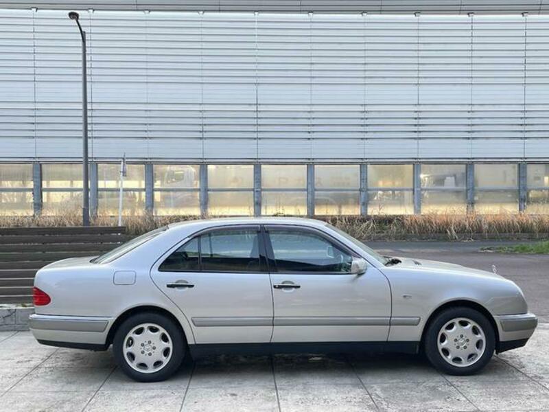 E-CLASS