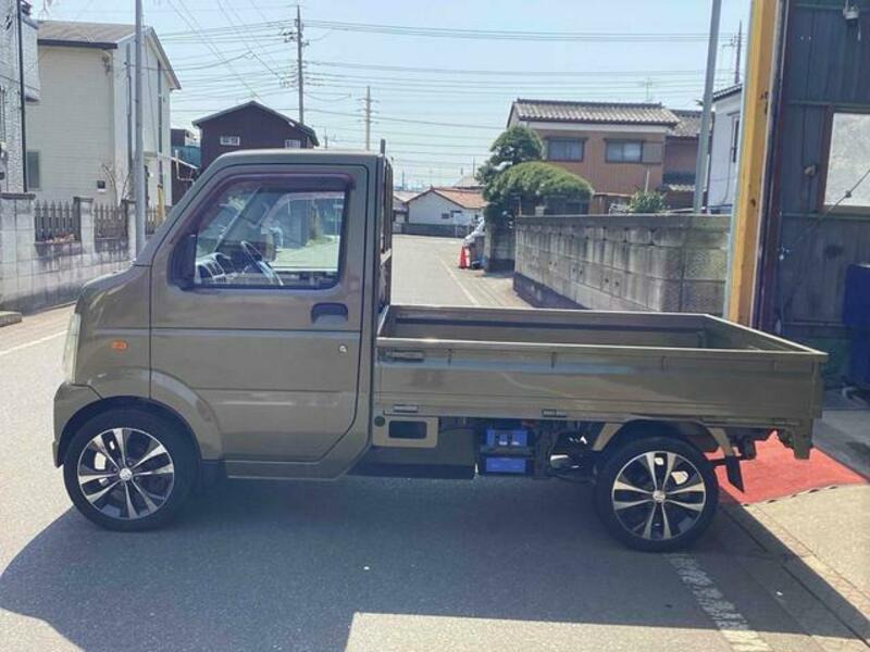CARRY TRUCK