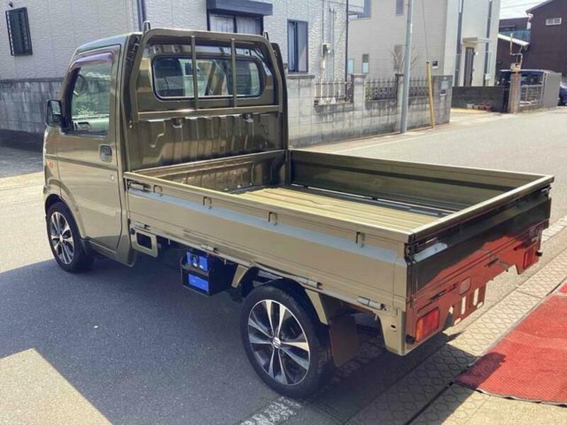 CARRY TRUCK