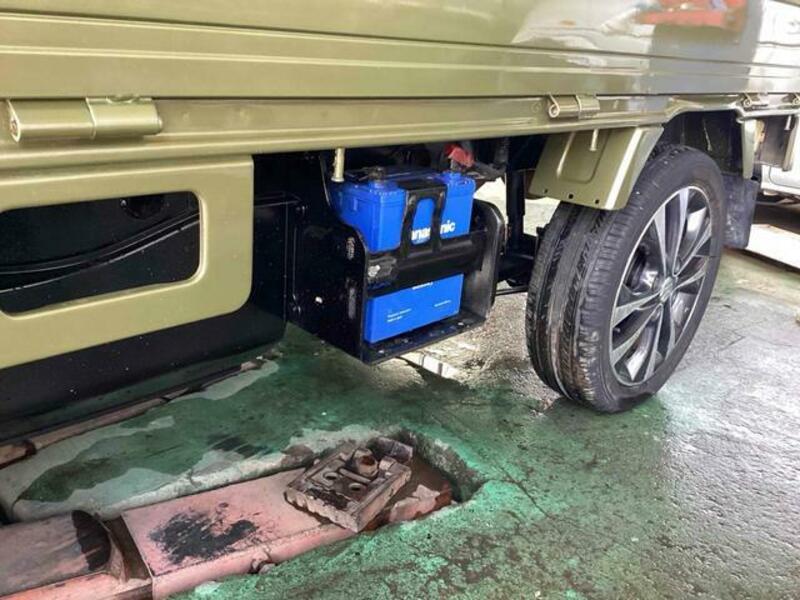 CARRY TRUCK