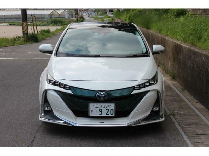 PRIUS PHV
