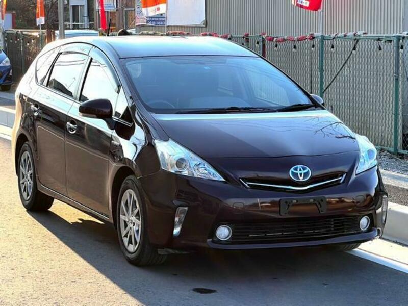 PRIUS ALPHA