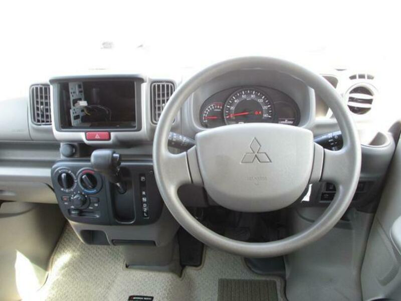 MINICAB VAN