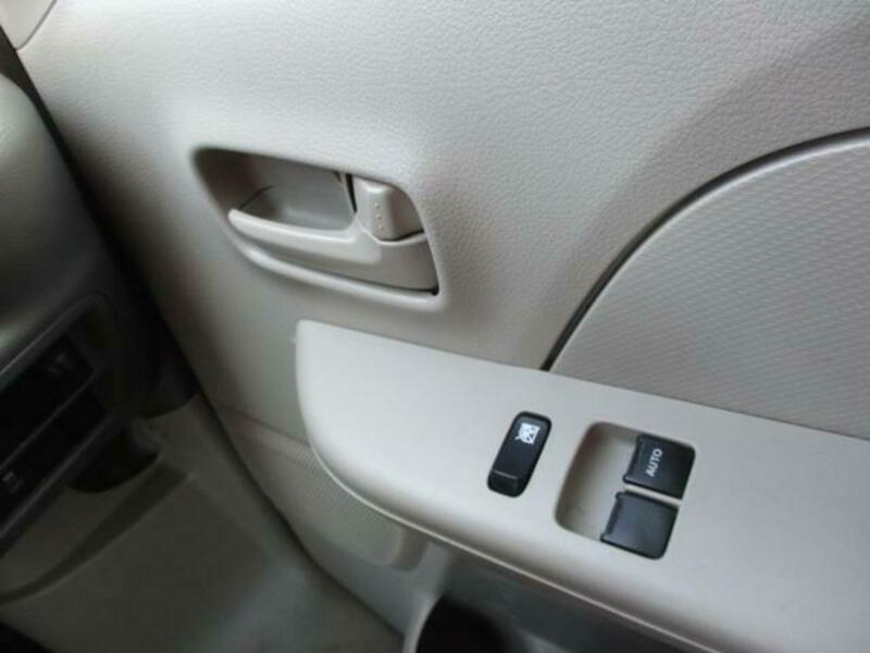 MINICAB VAN