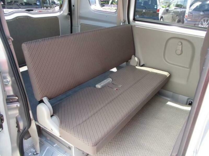 MINICAB VAN