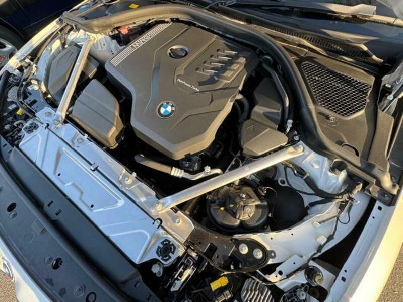 4 SERIES