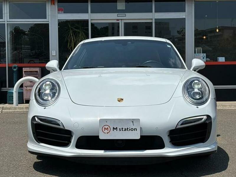 911