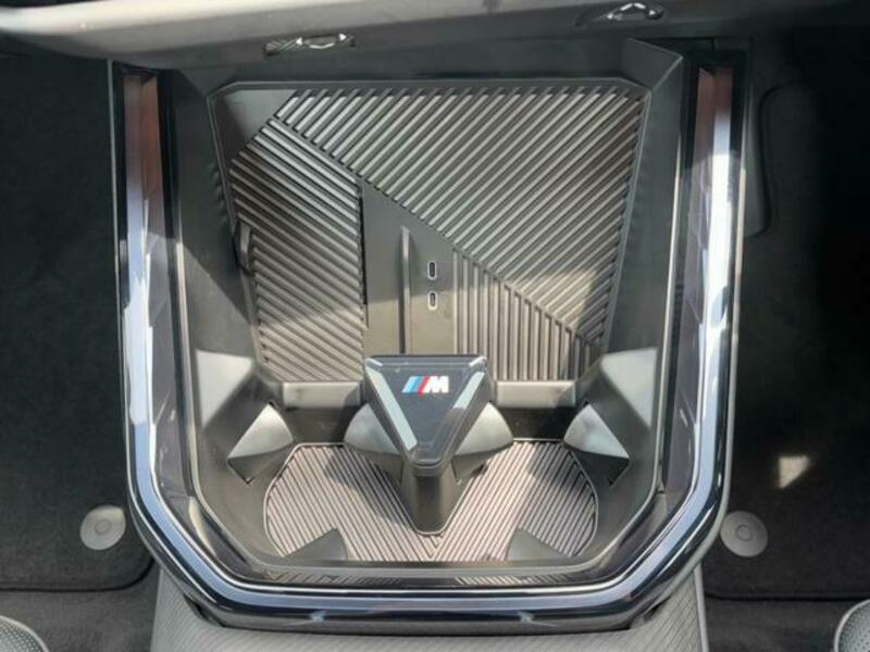 X3