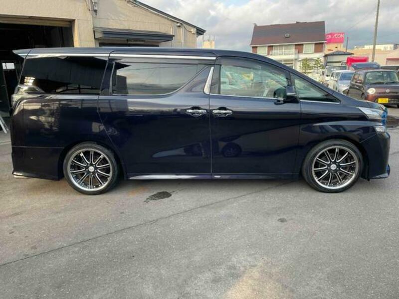 VELLFIRE