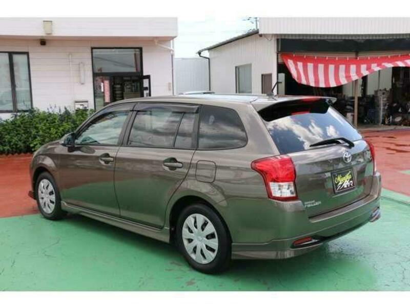COROLLA FIELDER
