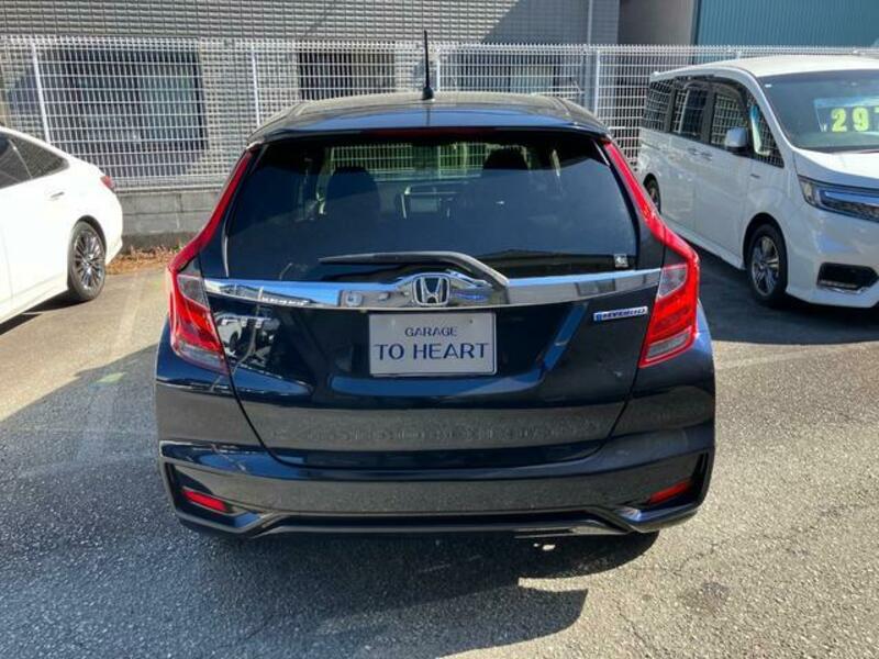 FIT HYBRID