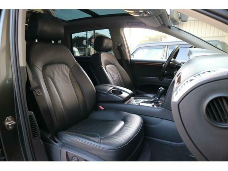 Q7