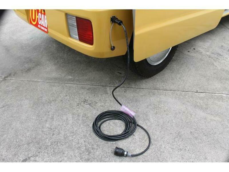 MINICAB VAN