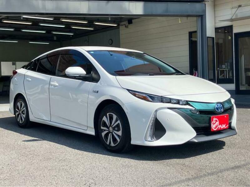 PRIUS PHV