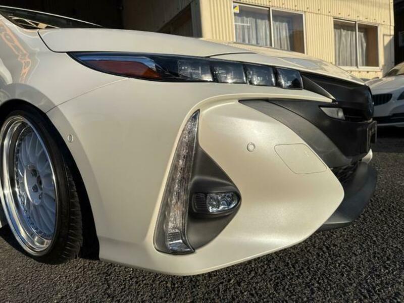 PRIUS PHV