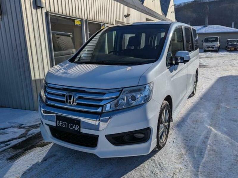 HONDA STEPWAGON SPADA