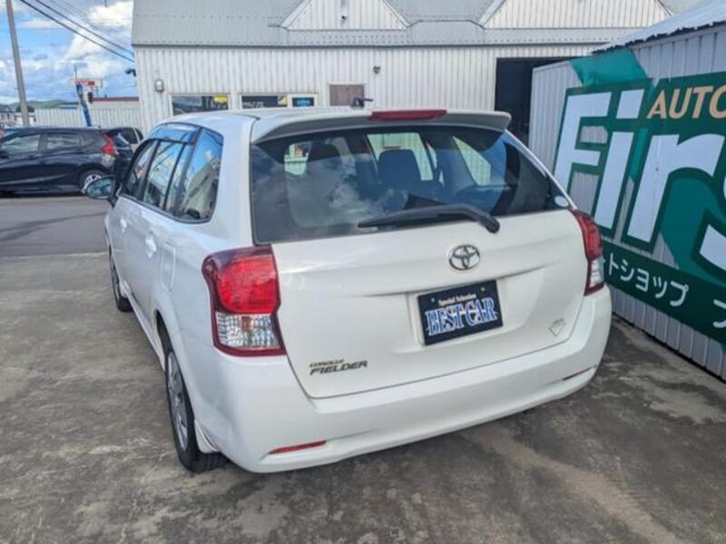 COROLLA FIELDER