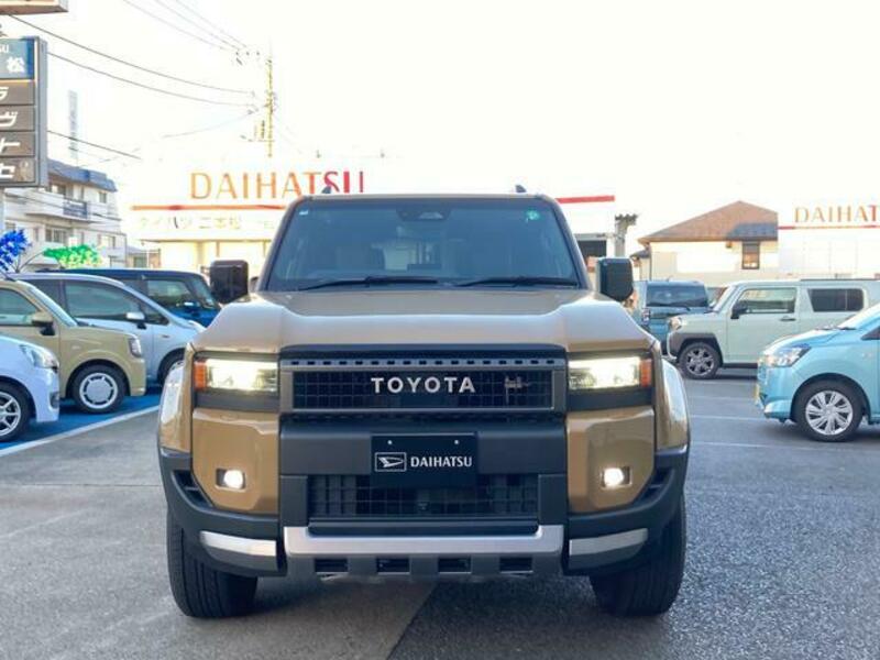 LAND CRUISER 250