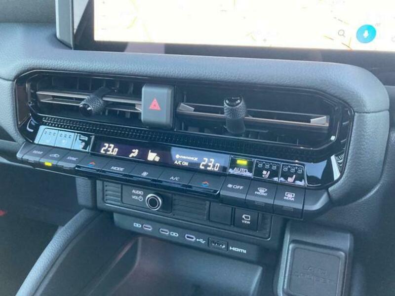 LAND CRUISER 250