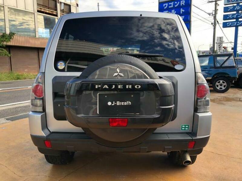 PAJERO
