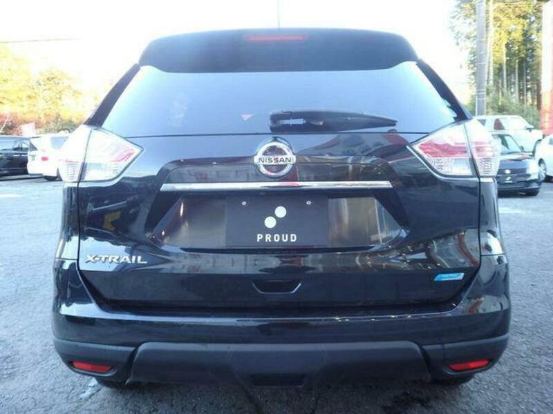 X-TRAIL