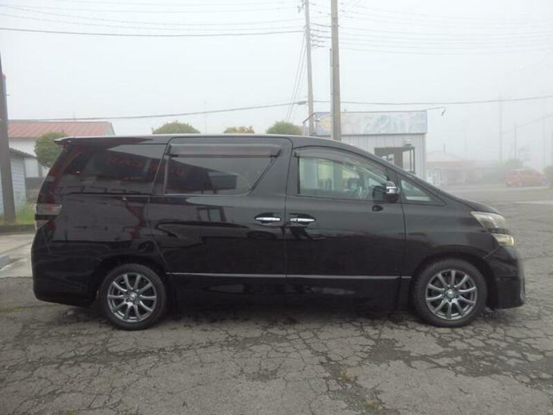 VELLFIRE