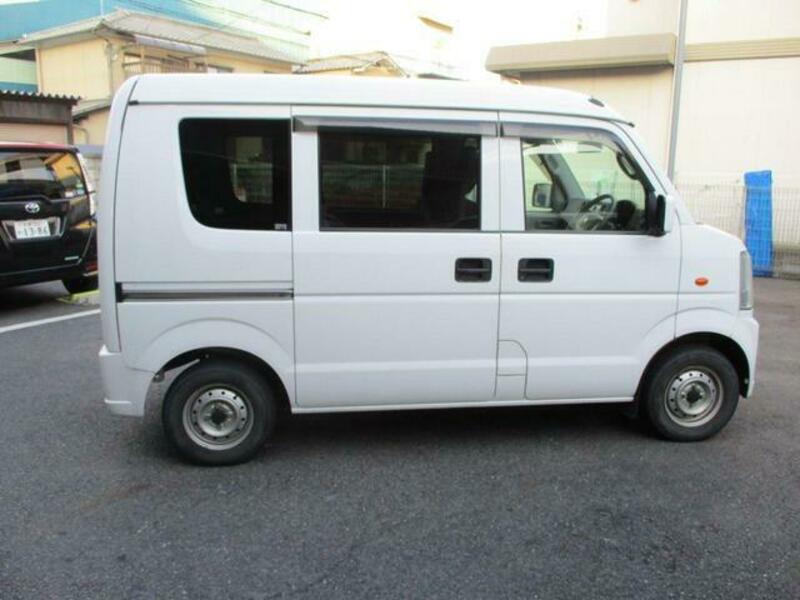 MINICAB VAN