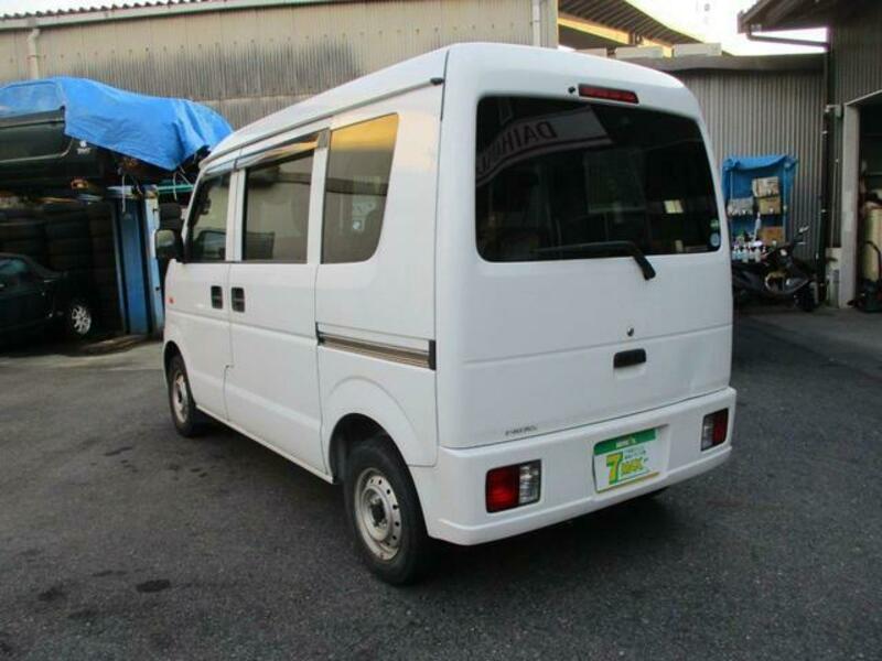 MINICAB VAN