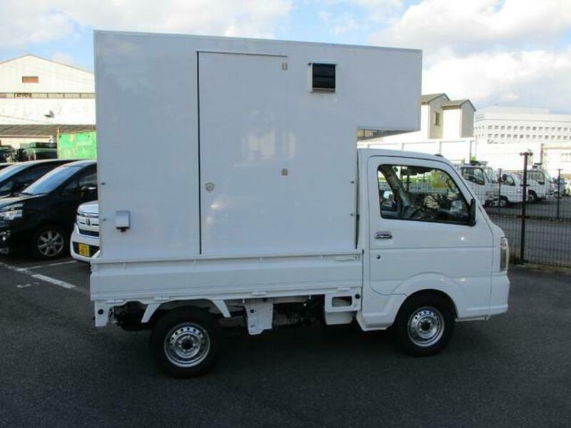 CARRY TRUCK