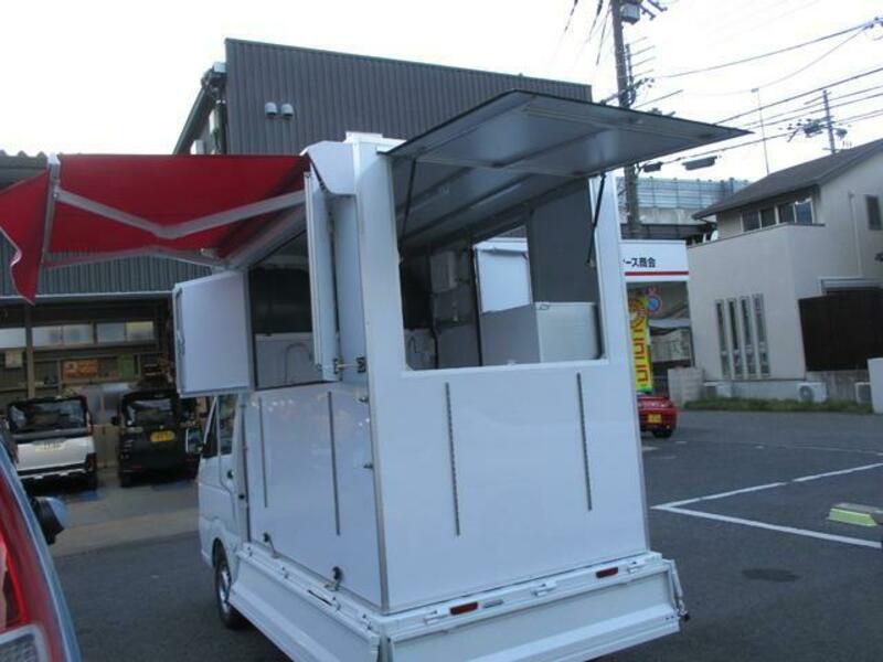 CARRY TRUCK