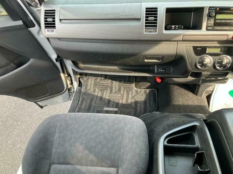 HIACE WAGON