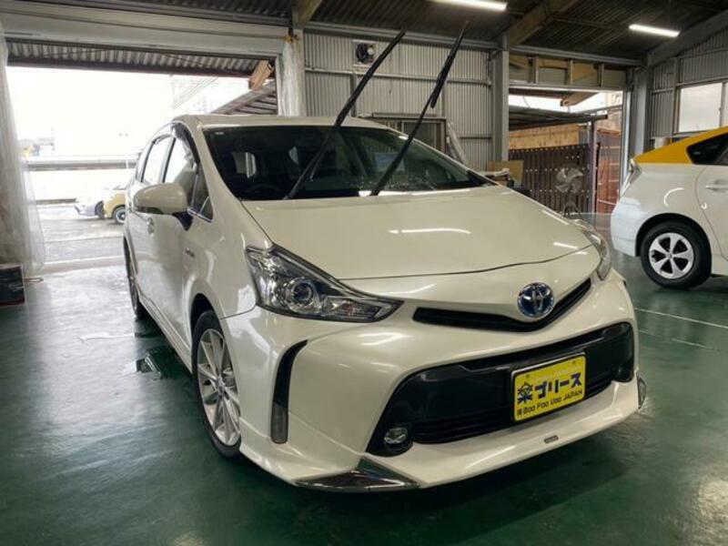 PRIUS ALPHA