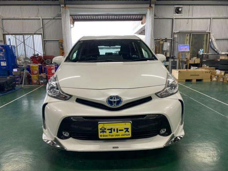 PRIUS ALPHA