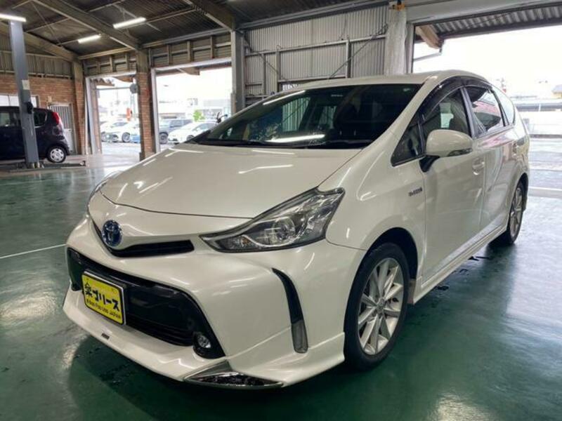 PRIUS ALPHA