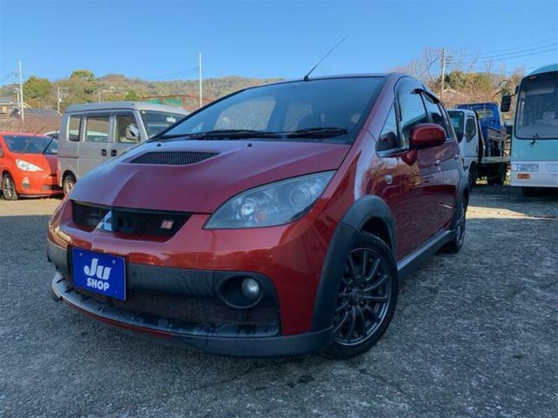 MITSUBISHI COLT