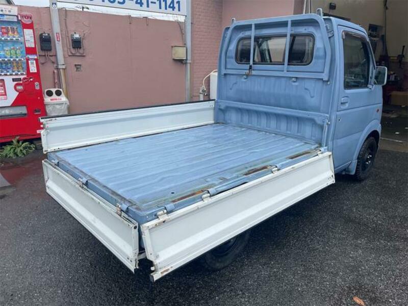 CARRY TRUCK