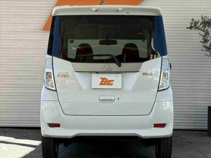 EK SPACE