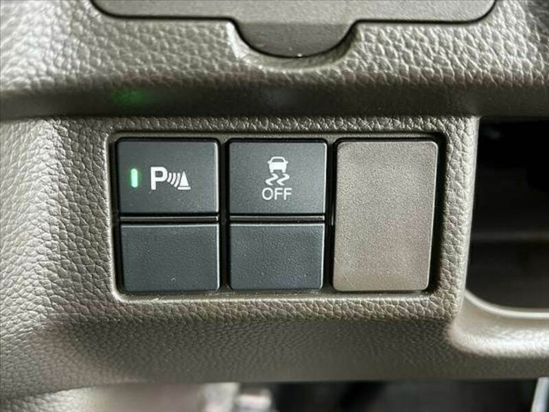 N BOX