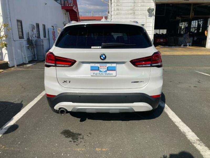 X1