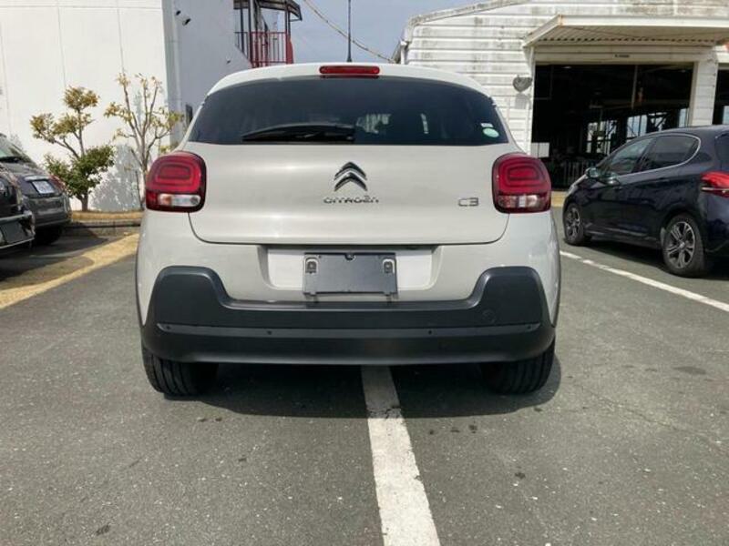 C3