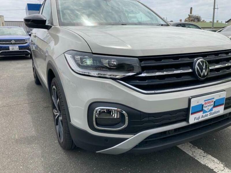 T CROSS