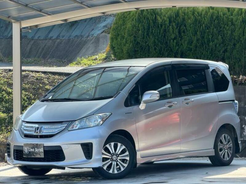 HONDA FREED HYBRID