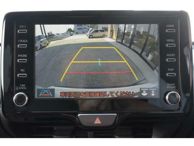 YARIS CROSS